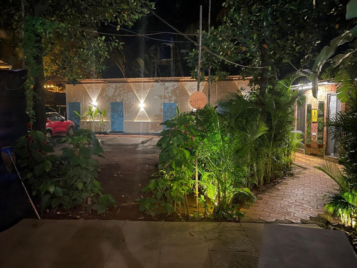 South Delhi Restaurant And Hotel