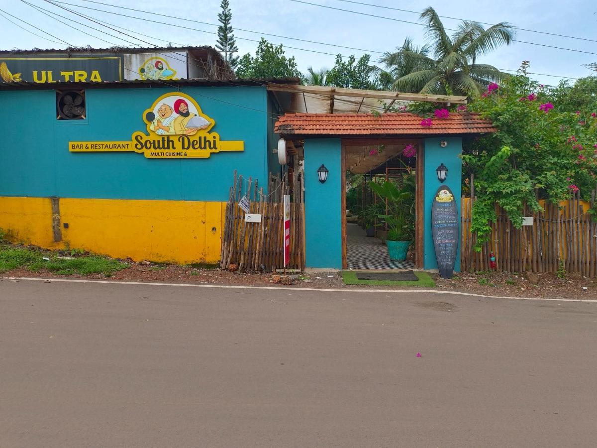 Hotel South Delhi Restaurant And